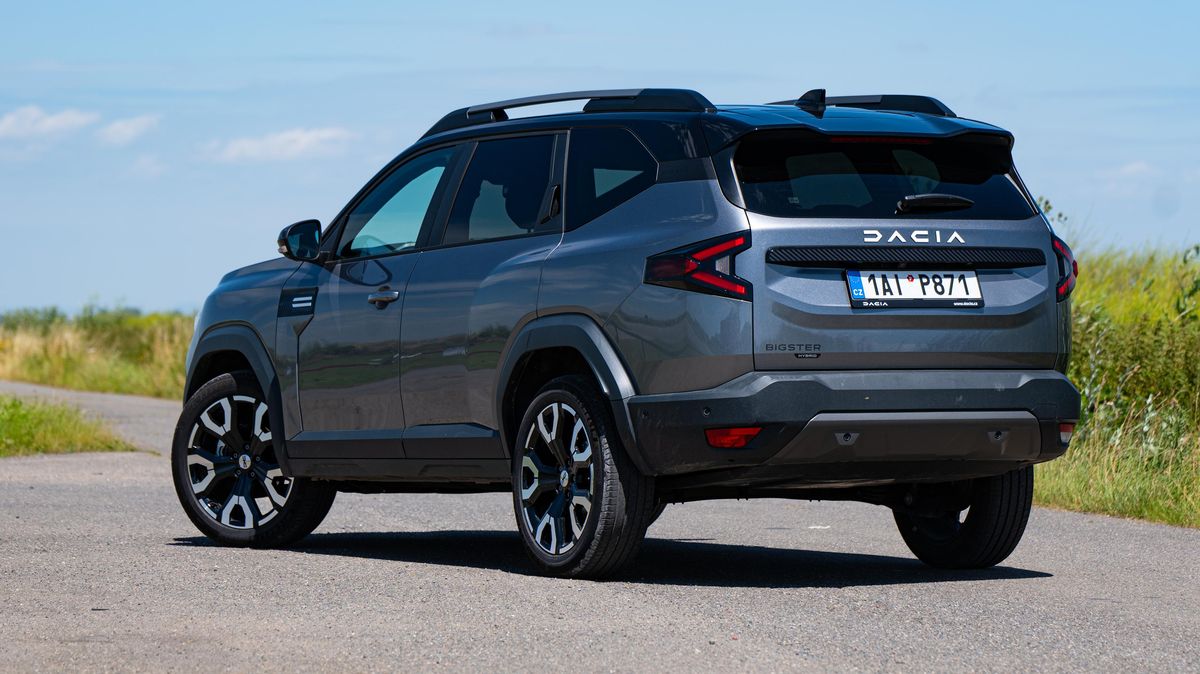 Jak to sakra dělá? Dacia Bigster jezdí za hubičku i tam, kde to nikdo nečeká. Spotřebu může dramaticky zvýšit snad už jen jediná věc